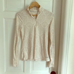 Stretch exercise pullover